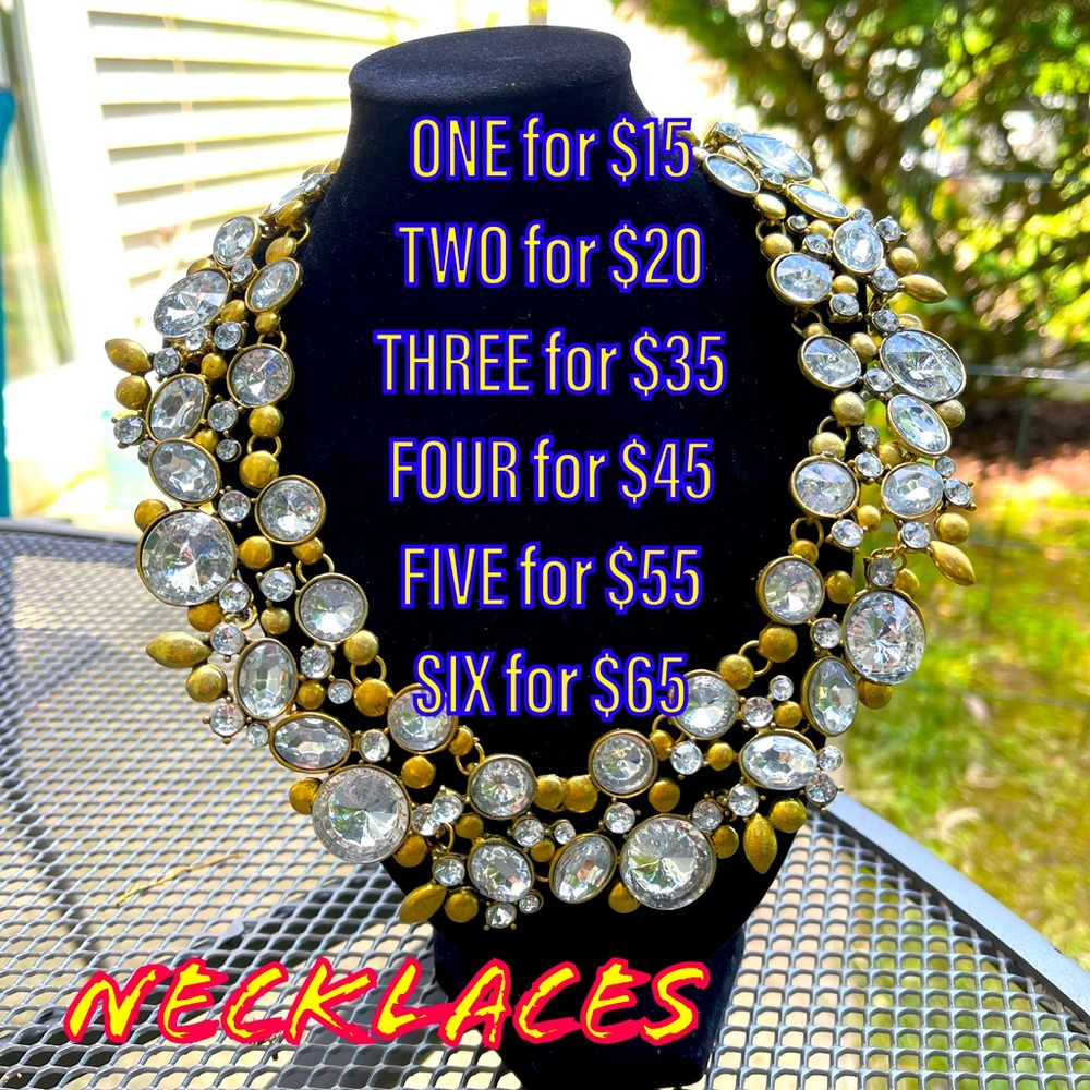 Chic all in great condition and mostly handmade necklaces